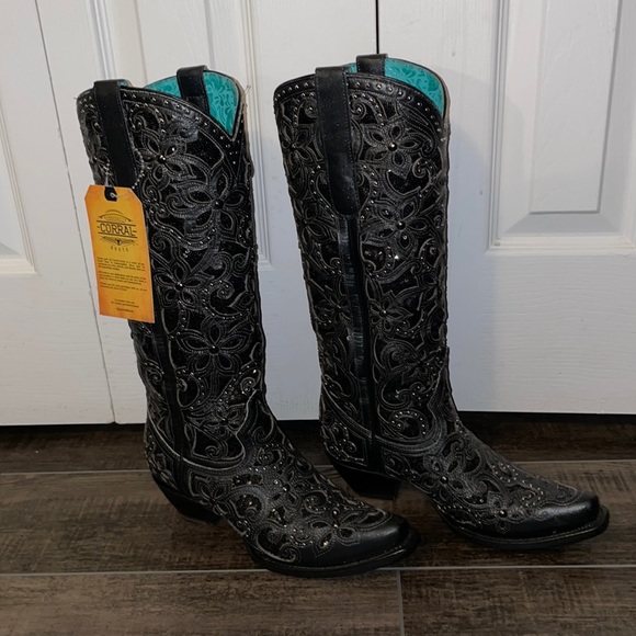 Size 7.5 Corral Boots